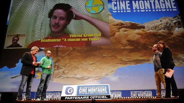 Vincent Kronental interrogé sur Skype depuis la Bolivie, sur la scène de Ciné Montagne 2014